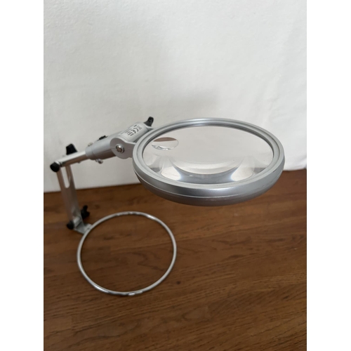 135 - Soldering and Sewing Illuminated Magnifiers