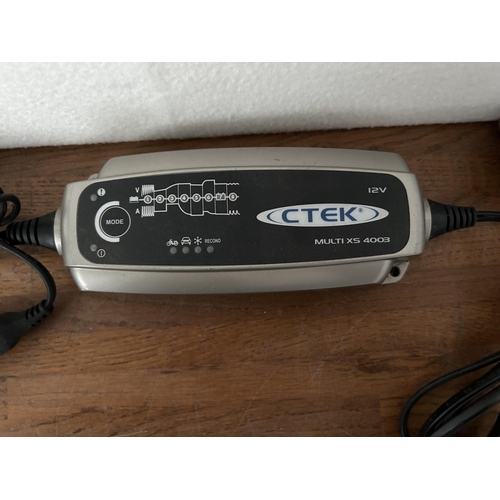 234 - CTEK Battery Charger for 12V, Metronome and x2 Wire Cutters