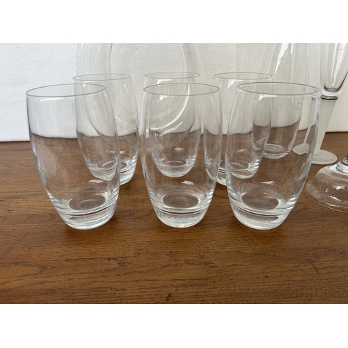 101 - Collection of Glassware