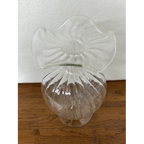 102 - Parise Vetro Art Glass Italy Hand Blown Egg Shell Delicate Vase