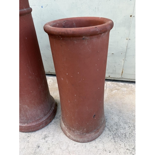 20 - Pair of Terracotta Chimney Pots (76/60cm H., 30/24cm Diameter)