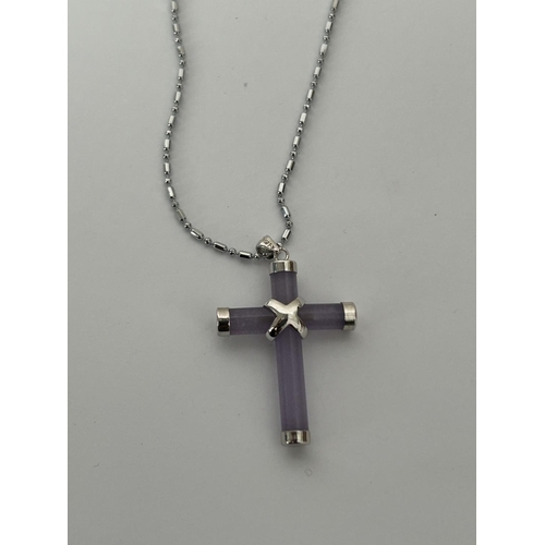 284 - Chinese Lavender Jade Cross