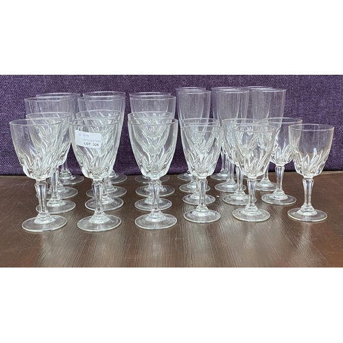 326 - Vintage Service of 24 Luminarc France Glasses from Flamenco Series (Set for Wine, Water, Champagne a... 