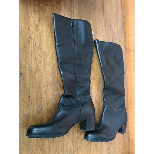 443 - Zensu Black Leather Knee Boots with Zip Size 40