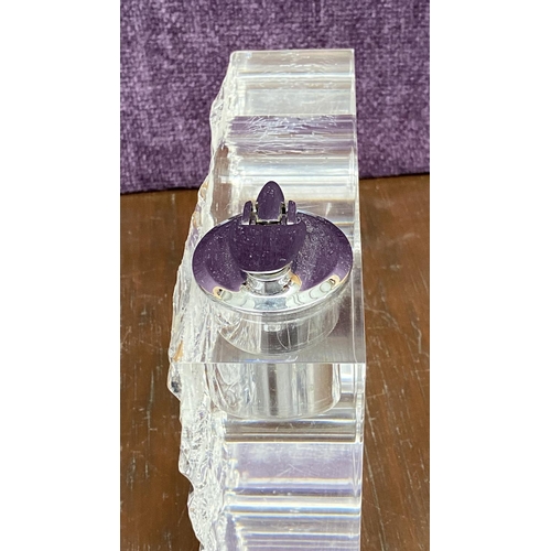 261 - Vintage 1970's Gizzini Plexiglass Ronson Table Lighter (18 x 12cm)