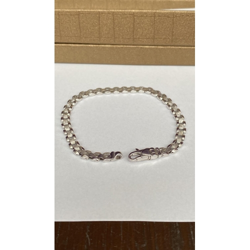 45 - Beautiful 18k Bracelet Marked 750 and Cyprus Assay Office (Unused - 19cm L.) 10,6 gr.