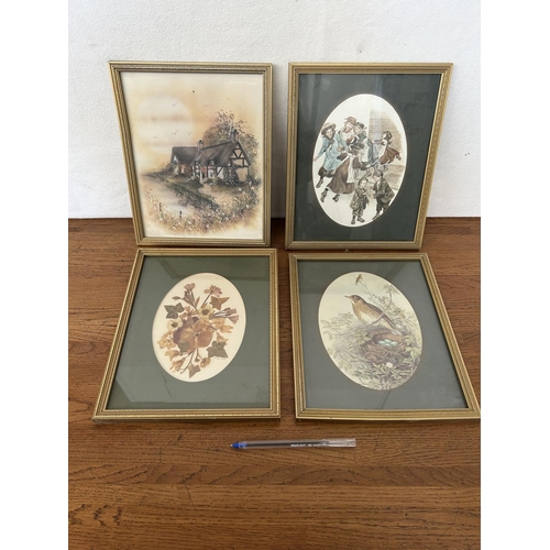 461 - x4 Vintage Pictures in Frame