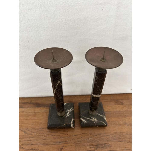 195 - x2 Vintage Marble and Brass Candle Sticks