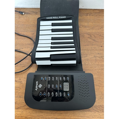 304 - 'Smaly' Handroll Portable Piano