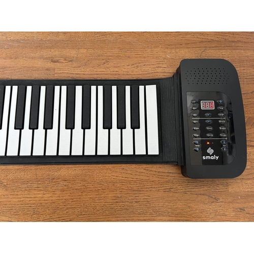 304 - 'Smaly' Handroll Portable Piano