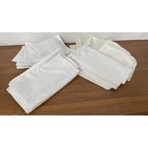 383 - Large Qty of Table Napkins