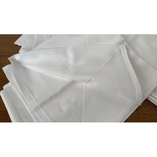 383 - Large Qty of Table Napkins