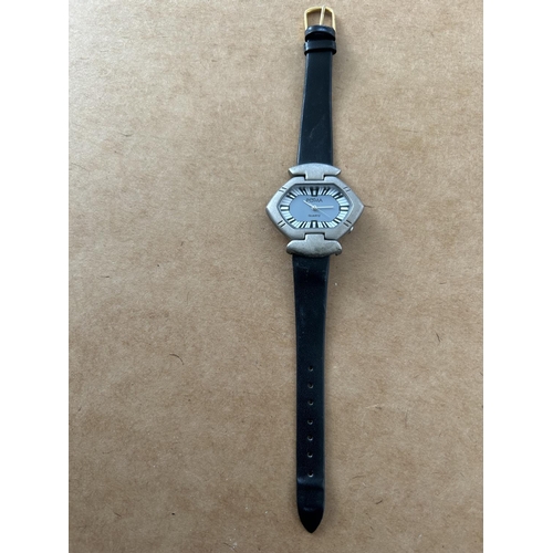 413 - Vintage Poma Women's Quartz Watch