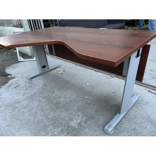 525 - 'Studio Office' Wooden Office Desk on Metal Legs - Code N/A