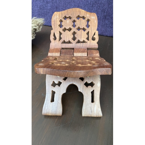 163 - x2 Carved Wooden Folding Book  Stands/Quran Stand Together with 2 Small Hand Made Rugs/Prayer Rugs (... 