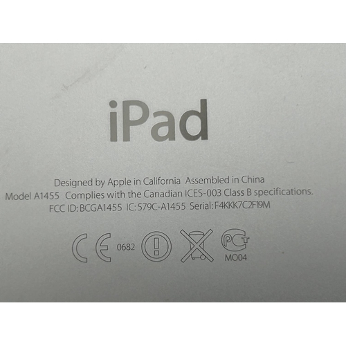 6 - Apple iPad Mini A1455 (A/F -Screen Cracked, Working) - Code AM6924R