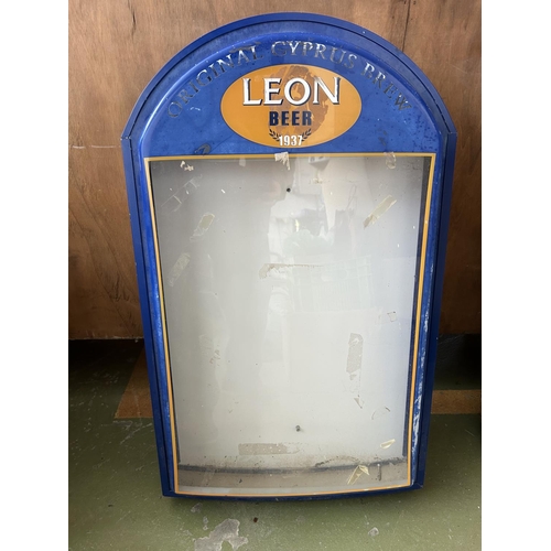 426 - Large 'Leon' Beer Advertising Illuminated Menu Board/Display Case (50 w. x 87 H. x 12cm D.)