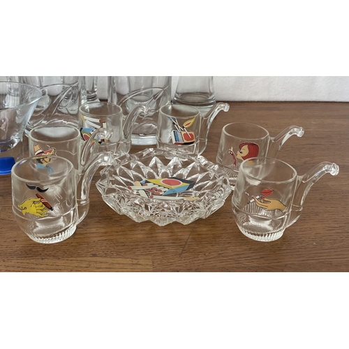 622 - Qty of Advertising Glasses