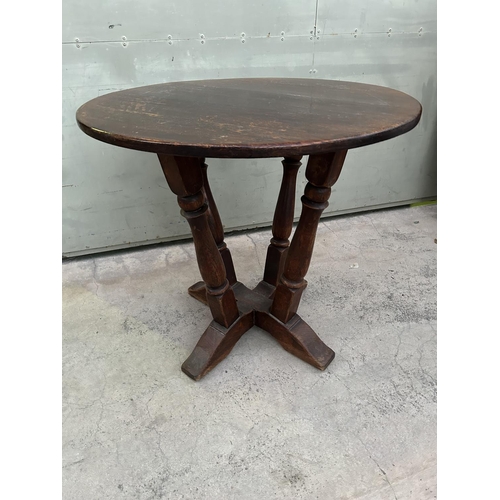 679 - Antique Solid Oak Round Pedestal Base Occasional Table (78cm Diameter, 74cm H.)