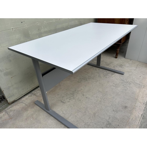 449 - Metal Office Desk with Wooden Top (139 W. x 72 D. x 74cm H.)