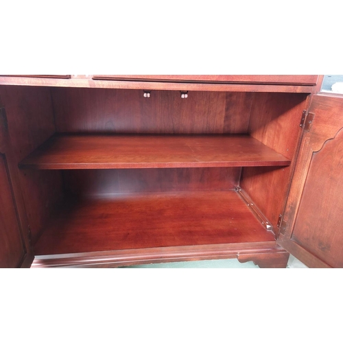 28 - Drexel Heritage Cherry Wood 3-Door Buffet Unit (142 W. x 46 D. x 91cm H.) - Code AM6972K