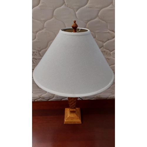 32 - American Ornate Table Lamp - Code AM6971X