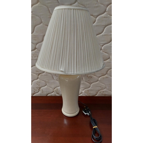 42 - American White Living Room Ceramic Table Lamp (A/F) - Code AM7028D