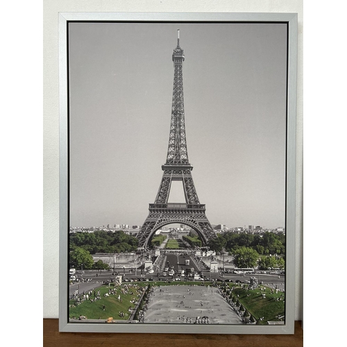 241 - 'Ikea' Eiffel Tower and London Frames