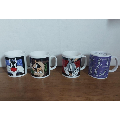 305 - Looney Tunes Mug Tree and 4 Warner Bros Mugs