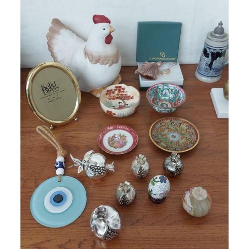 474 - Collection of Assorted Ornaments Incl. Small Satsuma Bowl, Vintage Onyx Ashtray, Small Limoges Plate... 