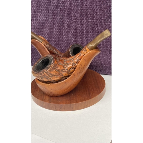 95 - Rare RO-EL Wooden Pipe Holder/Stand Together with 3 Quality Pipes, Vintage Pieces from a Collection/... 