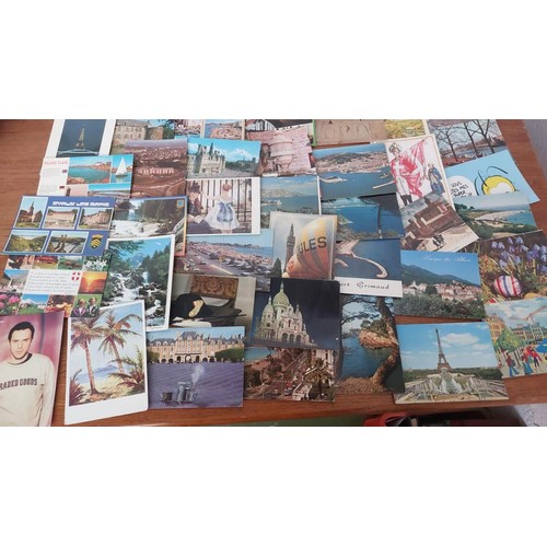 428 - Collection of Old Postcards (More Than 100pcs)