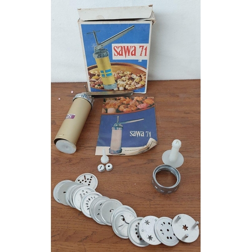 523 - Vintage Sawa Kitchen Accessories