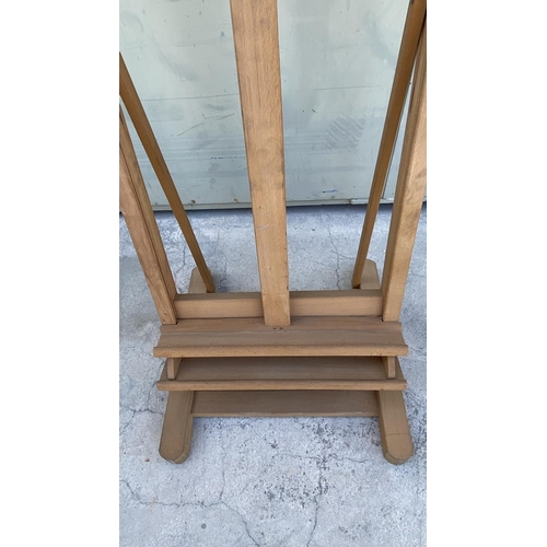 7 - An Artist 'Lefranc Bourgeois' Professional Floor Standing Height Adjustable Easel, Full Height (150c... 