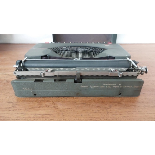 16 - Vintage Empire Aristocr Typewriter