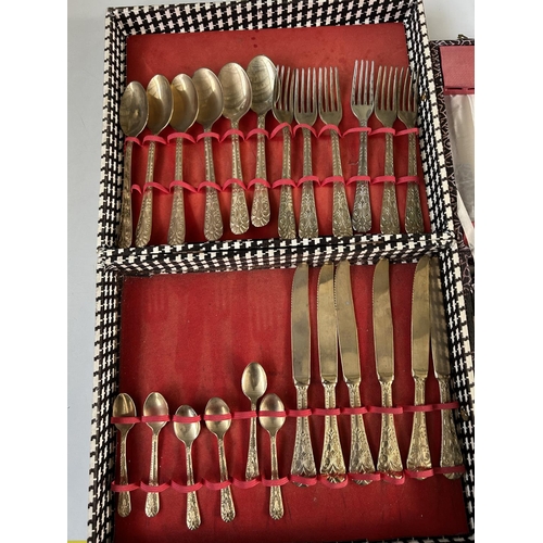 413 - x2 Vintage Silver Plated Cutlery Sets in Boxes