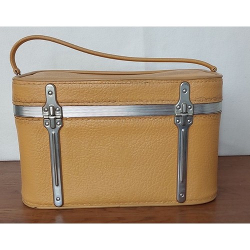 411 - Antler Vanity Travel Beauty Bag