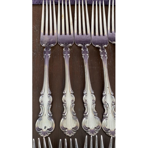 11 - Wallace Silversmiths 56-Piece Flatware Cutlery Set Incl. Meat Serving Fork, Salad Spoons, Pierced Se... 