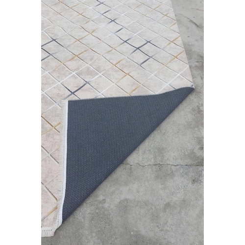 474 - Large Kitchen Rug (200 x 290cm)