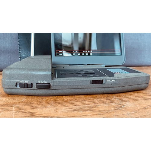 Collector's Citizen T530 Battery Operated Portable LCD Color TV