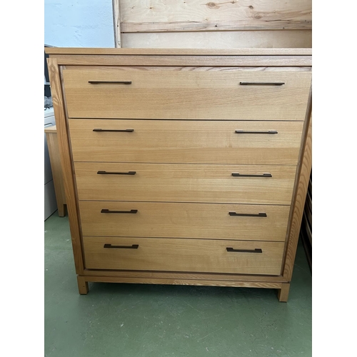 Lot 39        