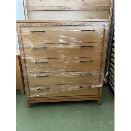 Lot 40        