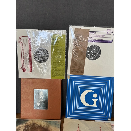 21 - Collection of 14 Vintage Vinyl Records 33rpm