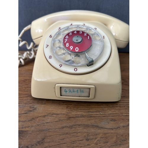 115 - Vintage 1971 CYTA Off White Rotary Dial Telephone