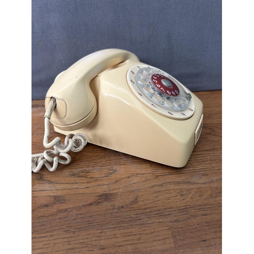 115 - Vintage 1971 CYTA Off White Rotary Dial Telephone