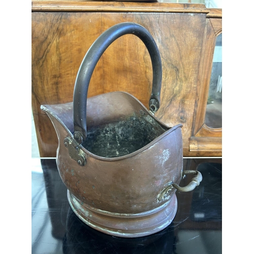 193 - Antique Copper Coal Scuttle/Bucket