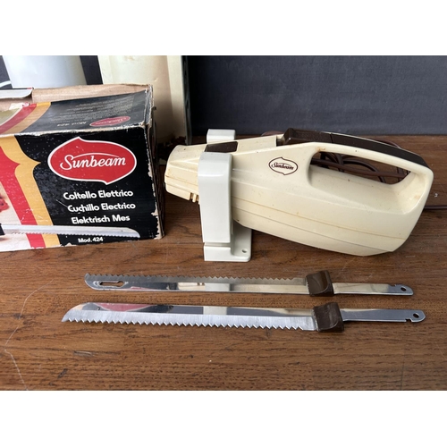 186 - Sunbeam Electric Carving Knife Together with Electric Coffee Grinder