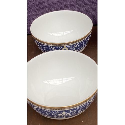 199 - x4 Royal Doulton Challinor-H5273 Pattern Fine Bone China Rice Bowls Crafted in England Featuring Blu... 