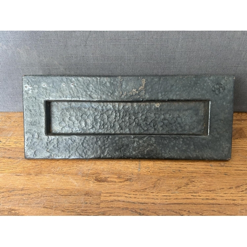Lot 219       