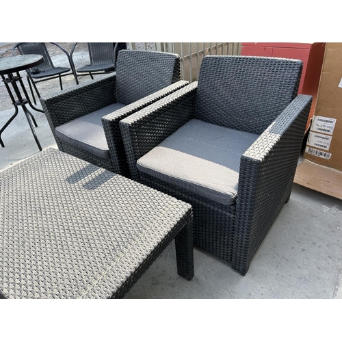 140 - Alibert Wicker Garden Cushioned Set Comprising 3-Seat Sofa, x2 Armchairs and Coffee Table